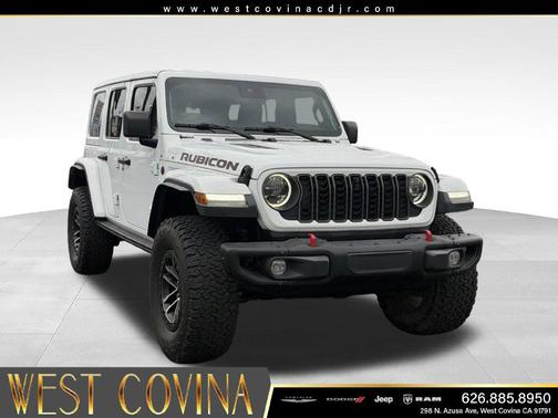 Bright White Clearcoat 2024 Jeep Wrangler Rubicon