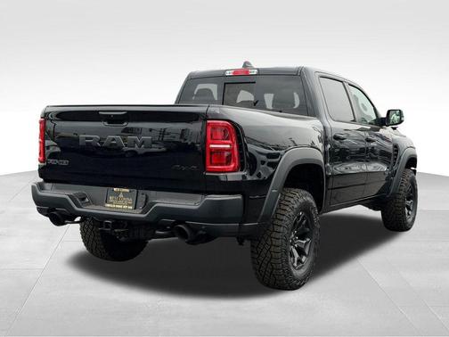 Diamond Black Crystal Pearlcoat 2026 RAM 1500 RHO Crew Cab 4x4 5'7' Box
