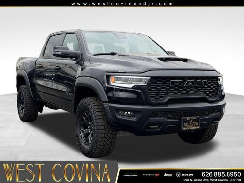 Diamond Black Crystal Pearlcoat 2026 RAM 1500 RHO Crew Cab 4x4 5'7' Box
