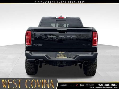 Diamond Black Crystal Pearlcoat 2026 RAM 1500 RHO Crew Cab 4x4 5'7' Box
