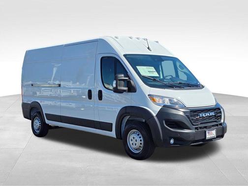 Bright White Clearcoat 2026 RAM ProMaster 2500 Tradesman