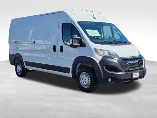 Bright White Clearcoat 2026 RAM ProMaster 2500 Tradesman