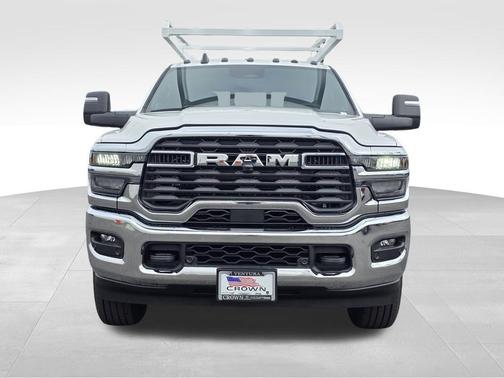 Bright White Clearcoat 2026 RAM 3500 Tradesman Crew Cab 4x4 8' Box