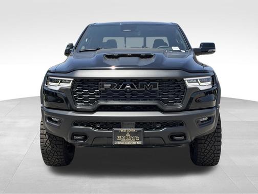 Diamond Black Crystal Pearlcoat 2026 RAM 1500 RHO Crew Cab 4x4 5'7' Box