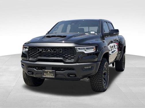 Diamond Black Crystal Pearlcoat 2026 RAM 1500 RHO Crew Cab 4x4 5'7' Box