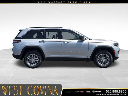 Silver Zynith 2026 Jeep Grand Cherokee Altitude