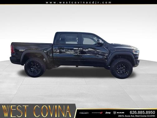 Diamond Black Crystal Pearlcoat 2026 RAM 1500 RHO Crew Cab 4x4 5'7' Box