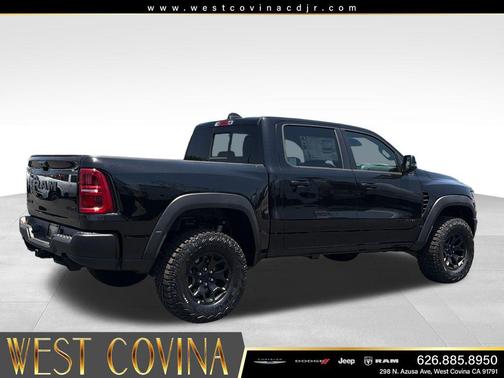 Diamond Black Crystal Pearlcoat 2026 RAM 1500 RHO Crew Cab 4x4 5'7' Box