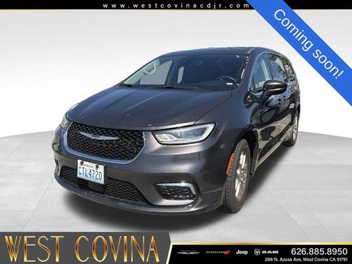 Granite Crystal Metallic Clearcoat 2023 Chrysler Pacifica Touring L