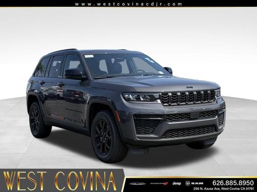 Baltic Gray Metallic Clearcoat 2026 Jeep Grand Cherokee Altitude