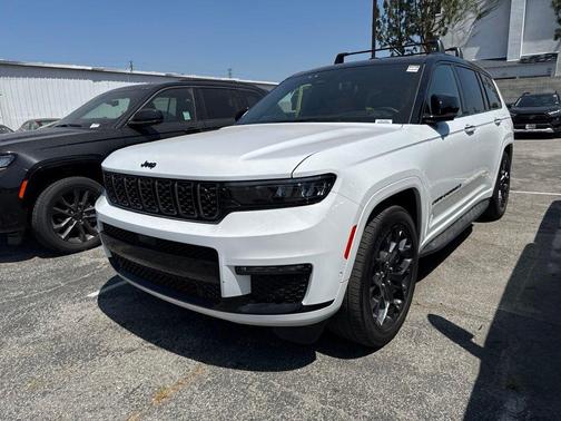 Bright White Clearcoat 2023 Jeep Grand Cherokee L Summit Reserve