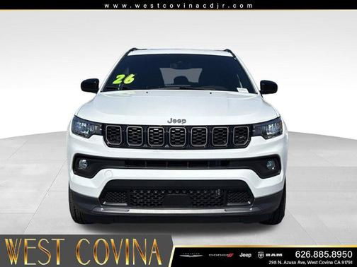 Bright White Clearcoat 2026 Jeep Compass Latitude