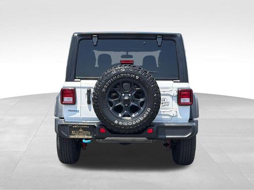 Bright White Clearcoat 2023 Jeep Wrangler 4xe Willys