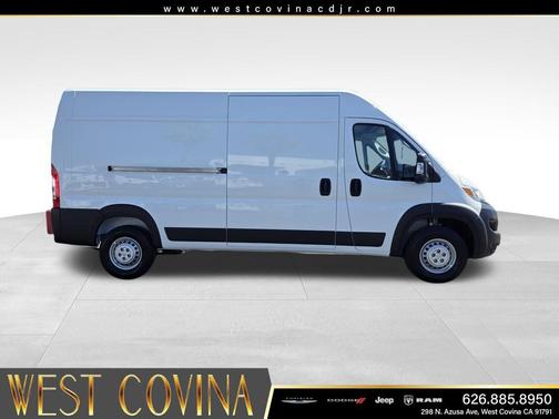 Bright White Clearcoat 2026 RAM ProMaster 2500 Tradesman