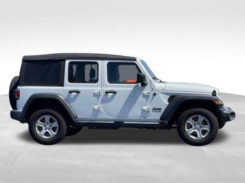 Bright White Clearcoat 2022 Jeep Wrangler Unlimited Sport