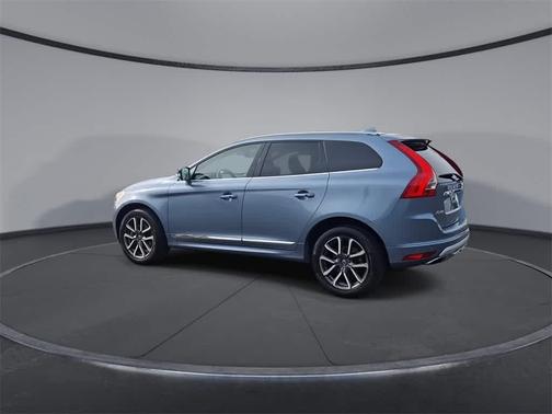 2017 Volvo XC60 T6 Dynamic