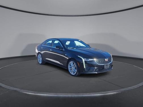 2023 Cadillac CT4 Premium Luxury