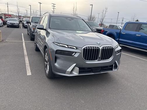 2023 BMW X7 xDrive40i