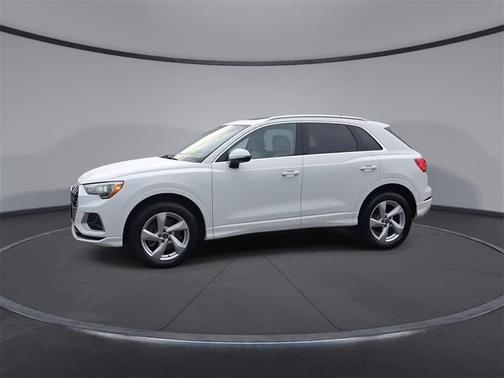 2022 Audi Q3 40 Premium