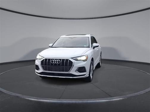 2022 Audi Q3 40 Premium