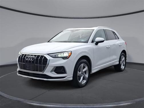 2022 Audi Q3 40 Premium