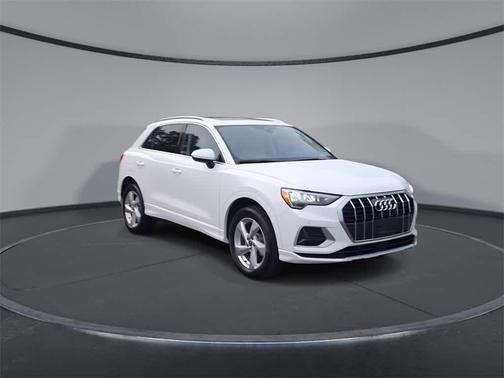 2022 Audi Q3 40 Premium