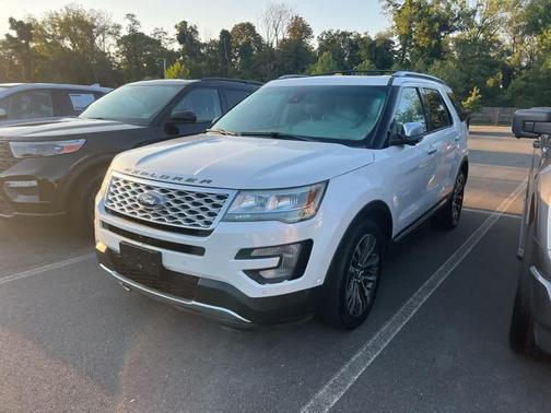 2017 Ford Explorer Platinum