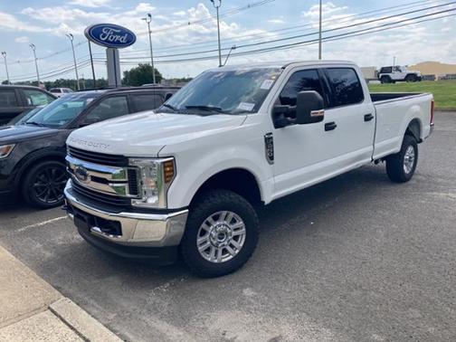 Oxford White 2018 Ford F-250 XLT