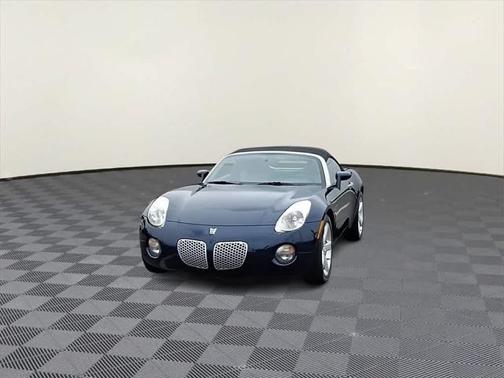 2006 Pontiac Solstice 2dr Convertible
