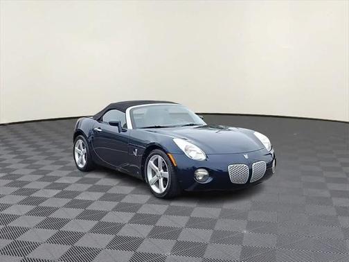 2006 Pontiac Solstice 2dr Convertible