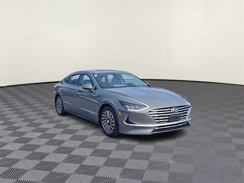 2023 Hyundai SONATA Hybrid SE
