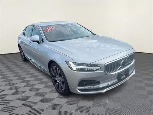 2022 Volvo S90 B6 Inscription