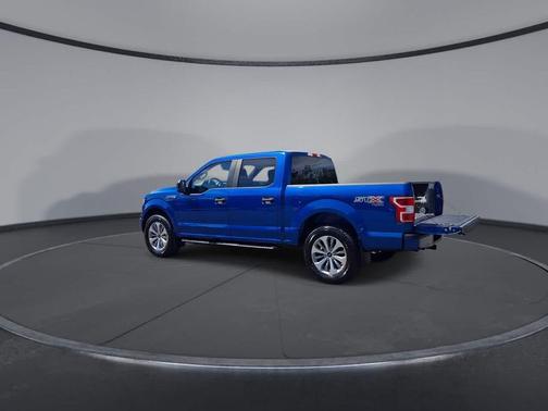 LIGHTNING BLUE 2018 Ford F-150 XL