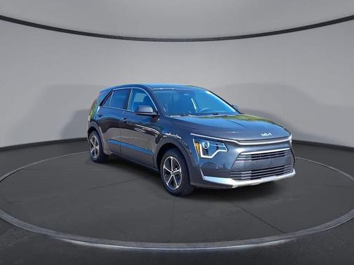 Interstellar Gray 2026 Kia Niro LX