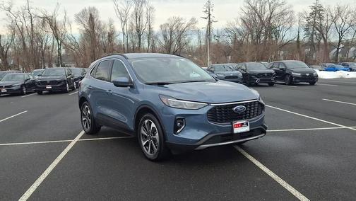 2023 Ford Escape Platinum