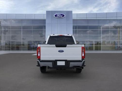 2025 Ford F-250