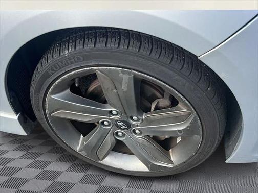 2015 Hyundai Veloster Turbo
