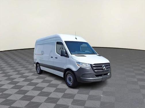2021 Mercedes-Benz Sprinter 2500 Standard Roof