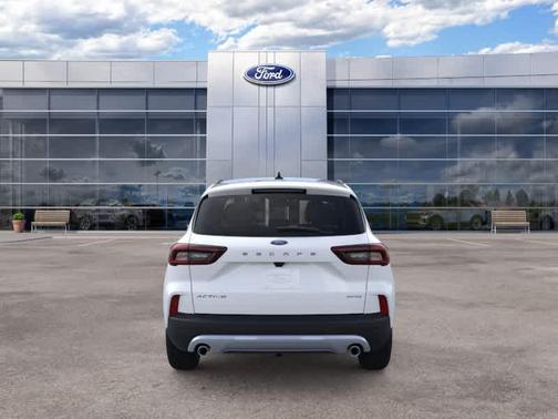 SPACE SILVER METALLIC 2026 Ford Escape Active