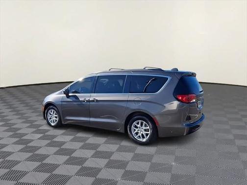 2020 Chrysler Voyager LXI