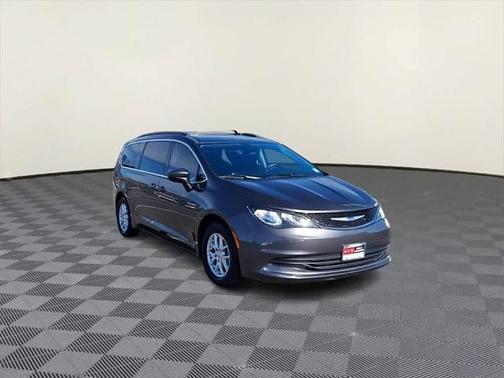 2020 Chrysler Voyager LXI