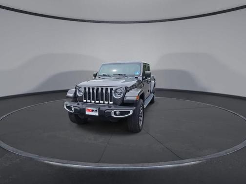 Granite Crystal Metallic Clearcoat 2020 Jeep Gladiator Overland