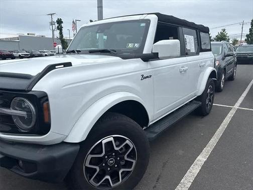 2022 Ford Bronco Outer Banks