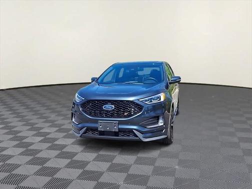 2022 Ford Edge ST