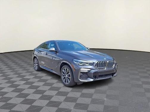 2021 BMW X6 M50i