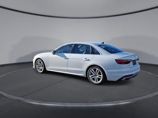 2024 Audi A4 45 S line Premium Plus