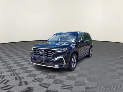 2023 Honda Pilot AWD EX-L 7 Passenger