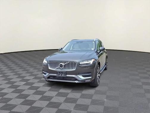 2022 Volvo XC90 T6 Inscription
