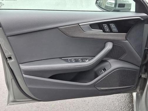 2023 Audi A4 45 S line Premium Plus