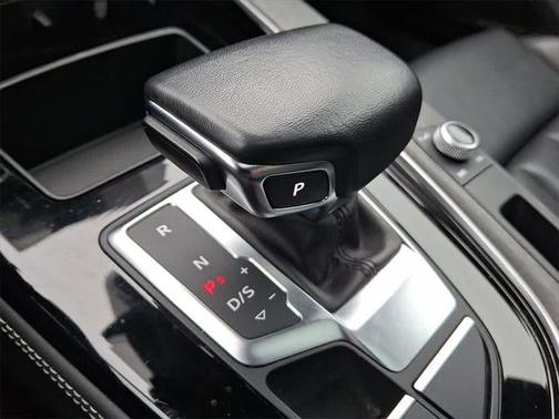 2023 Audi A4 45 S line Premium Plus